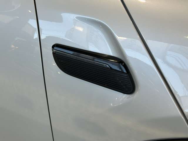 BMW MINI COOPER D 5DOOR 2023 Image 31