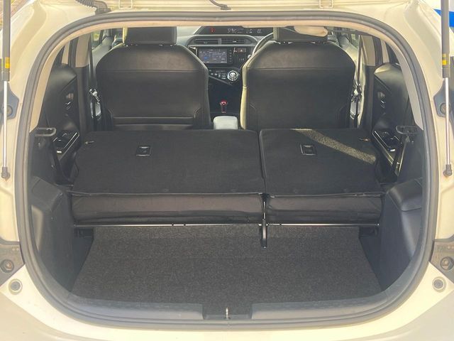 TOYOTA AQUA 2015 Image 31