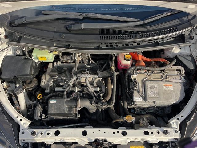 TOYOTA AQUA 2015 Image 31