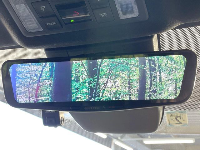 TOYOTA VOXY HYBRID 2023 Image 31