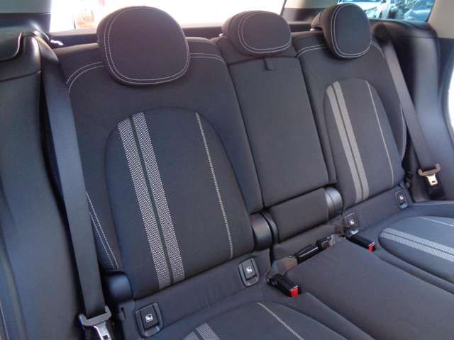 BMW MINI COOPER S CR 2019 Image 31