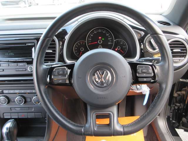 VOLKSWAGEN THE BEETL 2012 Image 31