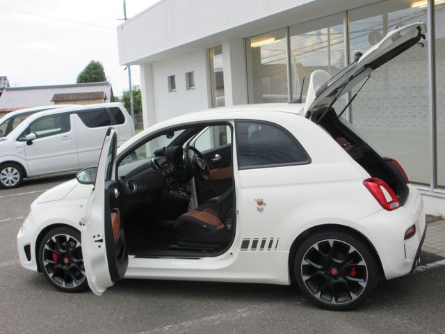 FIAT ABARTH 595 2021 Image 31