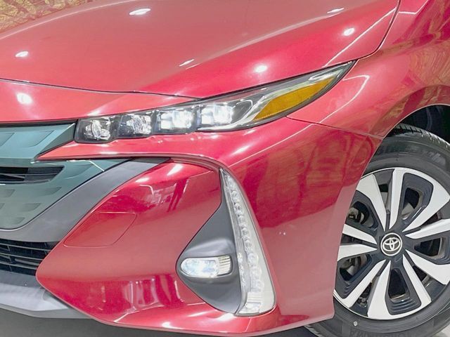 TOYOTA PRIUS PHV 2017 Image 31
