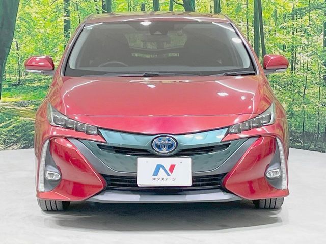 TOYOTA PRIUS PHV 2017 Image 31