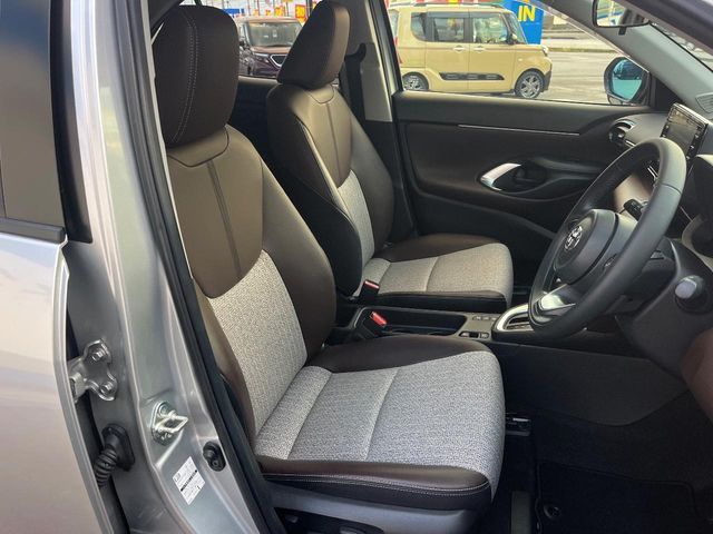 TOYOTA YARIS CROSS HYBRID 2022 Image 31