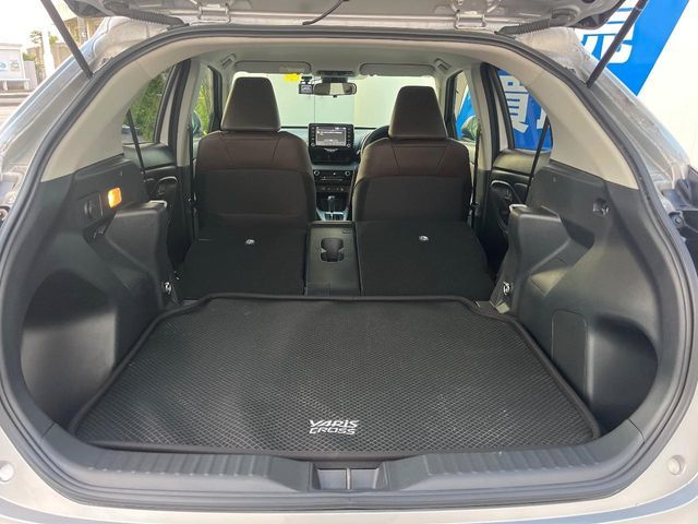 TOYOTA YARIS CROSS HYBRID 2022 Image 31