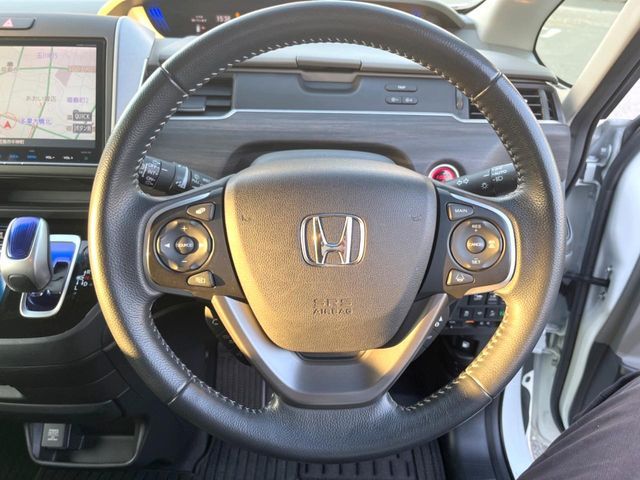 HONDA FREED HYBRID 2017 Image 31