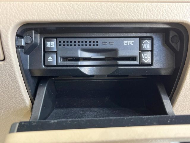 TOYOTA CROWN SEDAN 2009 Image 31