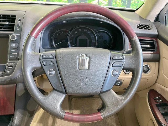 TOYOTA CROWN SEDAN 2009 Image 31