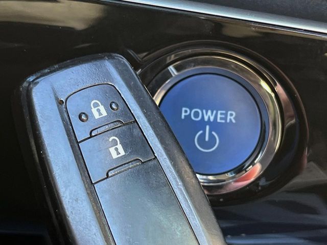 TOYOTA PRIUS 2016 Image 31