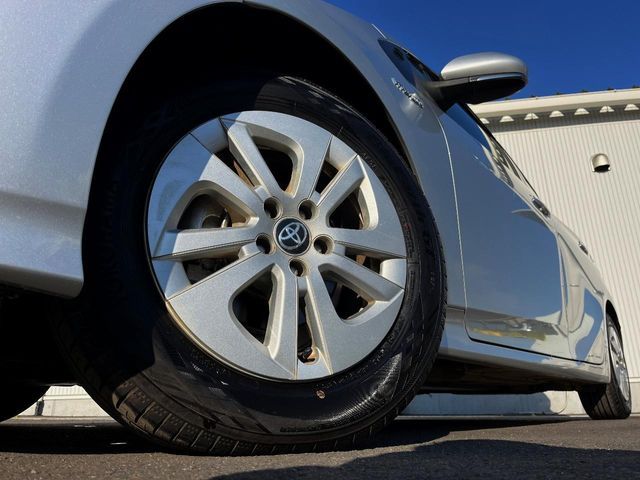 TOYOTA PRIUS 2016 Image 31