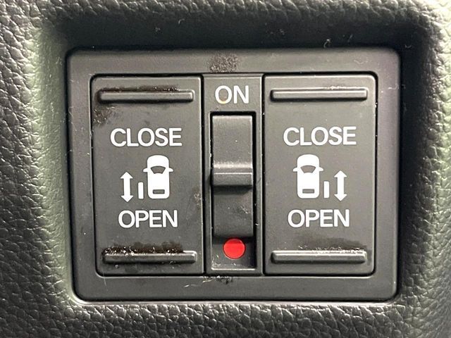 HONDA N BOX CUSTOM 2017 Image 31