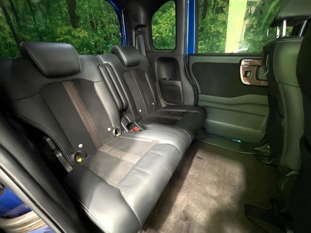 HONDA N BOX CUSTOM 2017 Image 31