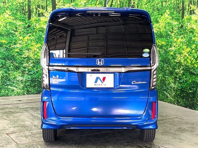 HONDA N BOX CUSTOM 2017 Image 31