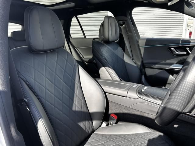 MERCEDES BENZ E CLAS 2025 Image 31