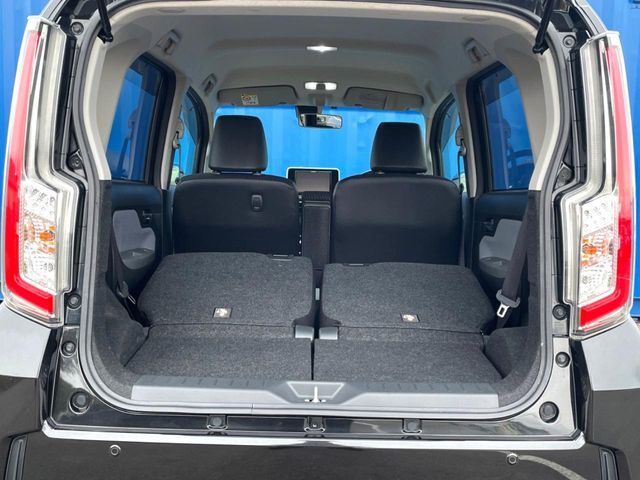 DAIHATSU MOVE CUSTOM 2015 Image 31