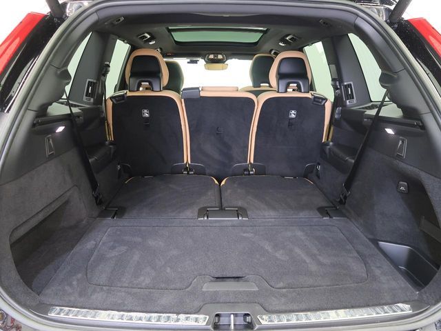 VOLVO XC90 2022 Image 31