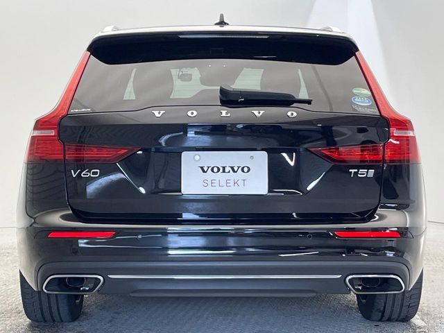 VOLVO V60 2019 Image 31