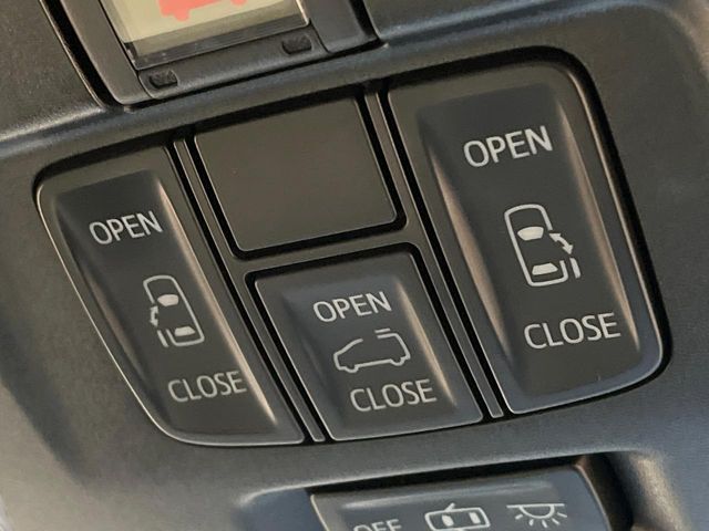 TOYOTA ALPHARD HYBRID 4WD 2018 Image 31