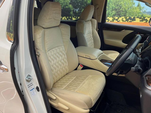 TOYOTA ALPHARD HYBRID 4WD 2018 Image 31