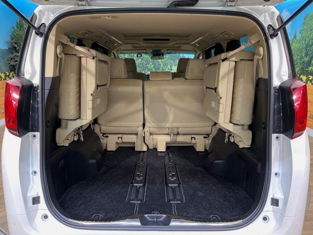 TOYOTA ALPHARD HYBRID 4WD 2018 Image 31