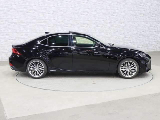 TOYOTA LEXUS IS300H 2016 Image 31