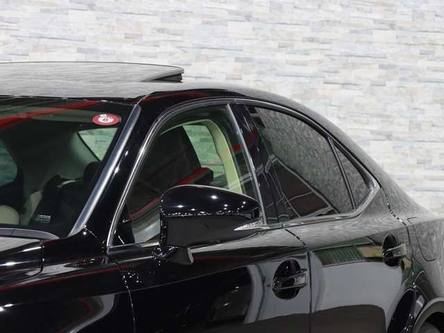 TOYOTA LEXUS IS300H 2016 Image 31