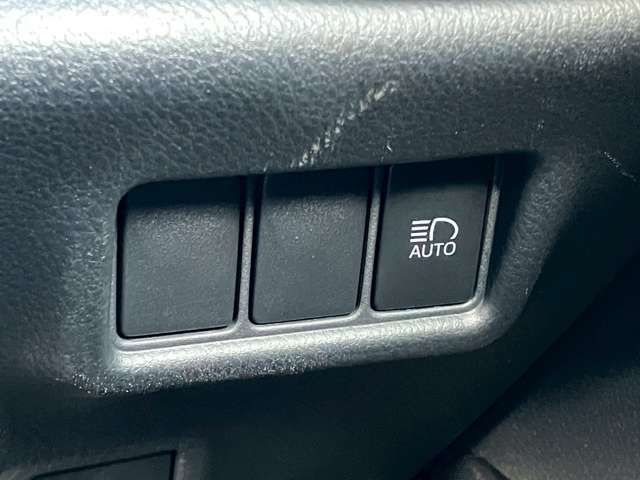 TOYOTA C-HR 2020 Image 31