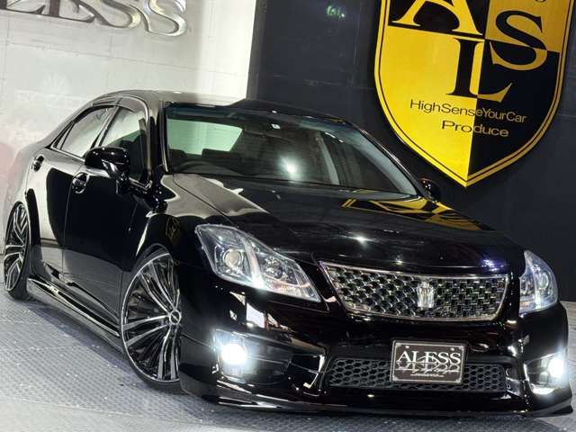 TOYOTA CROWN SEDAN 2010 Image 31