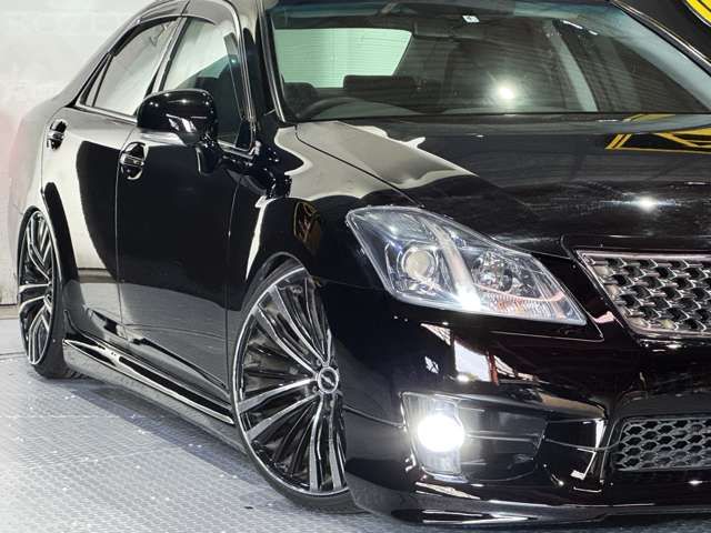 TOYOTA CROWN SEDAN 2010 Image 31