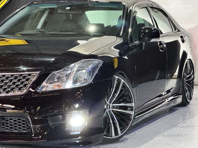 TOYOTA CROWN SEDAN 2010 Image 31