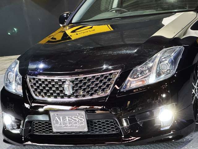 TOYOTA CROWN SEDAN 2010 Image 31