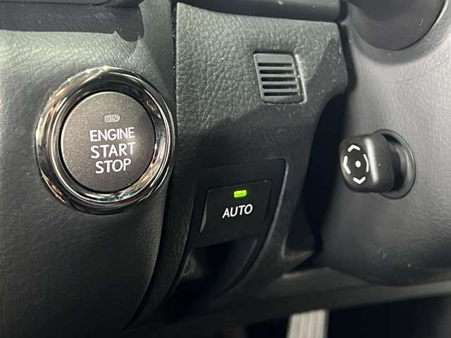 TOYOTA LEXUS LS460 2012 Image 31