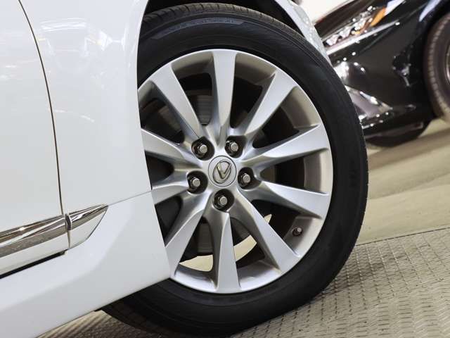 TOYOTA LEXUS LS460 2012 Image 31