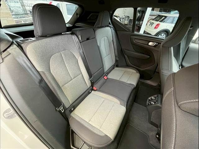 VOLVO XC40 2022 Image 31