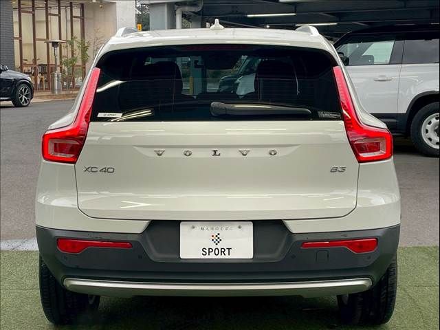 VOLVO XC40 2022 Image 31