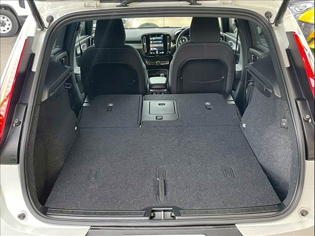 VOLVO XC40 2022 Image 31