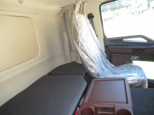 HINO PROFIA 2025 Image 31