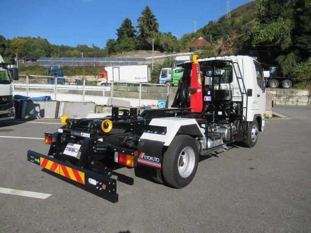 MITSUBISHI FUSOU FIGHTER 2025 Image 31