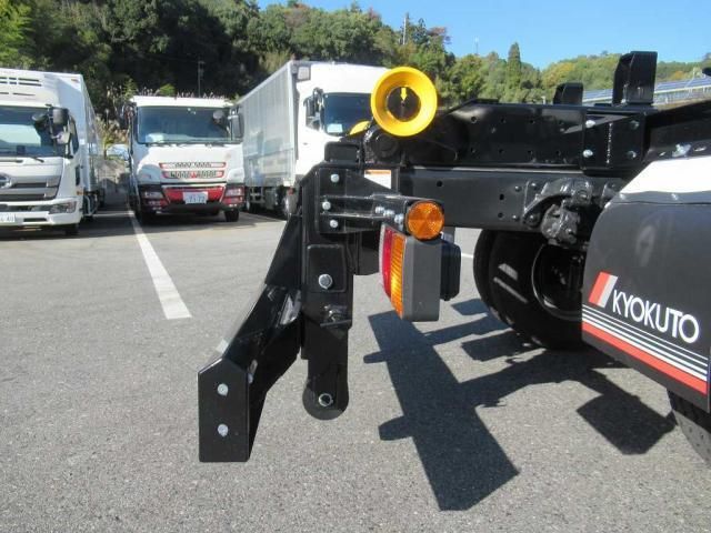 MITSUBISHI FUSOU FIGHTER 2025 Image 31