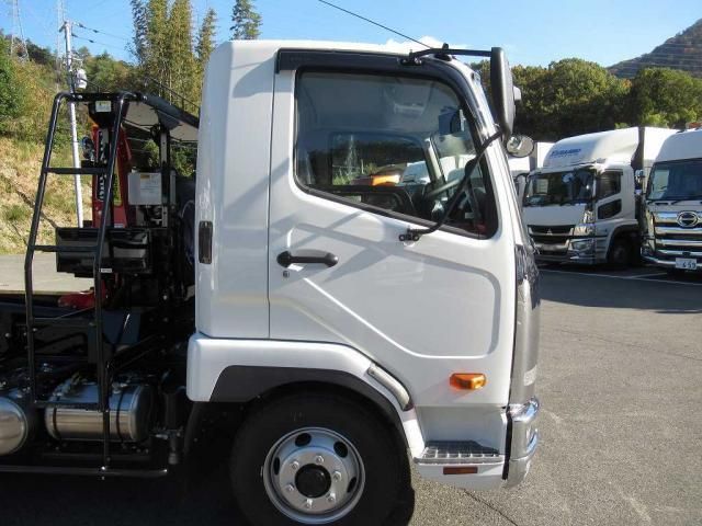 MITSUBISHI FUSOU FIGHTER 2025 Image 31