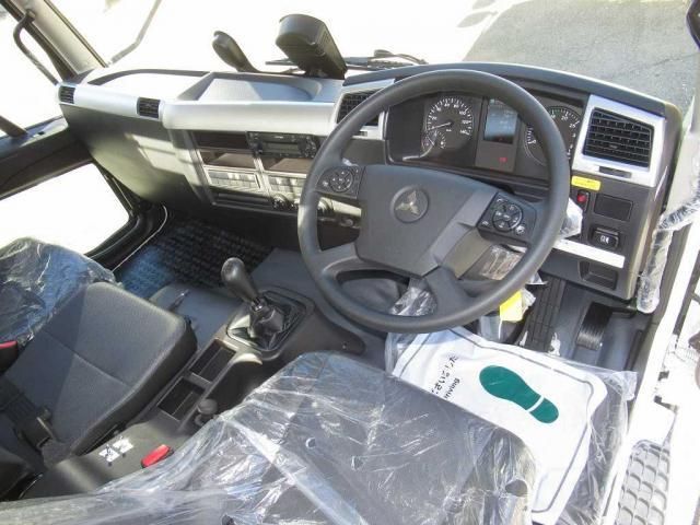 MITSUBISHI FUSOU FIGHTER 2025 Image 31