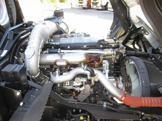 MITSUBISHI FUSOU FIGHTER 2025 Image 31