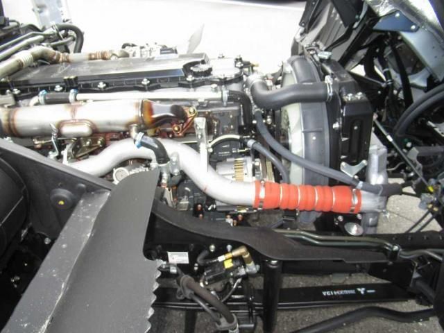 MITSUBISHI FUSOU FIGHTER 2025 Image 31