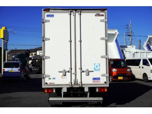 ISUZU ELF 2018 Image 31