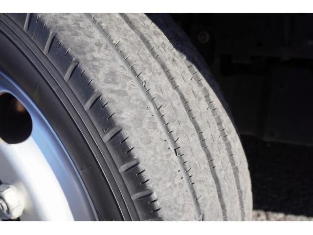 ISUZU ELF 2018 Image 31