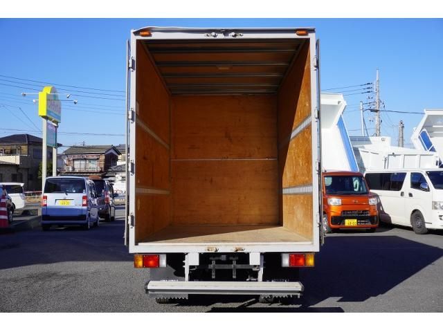 ISUZU ELF 2018 Image 31