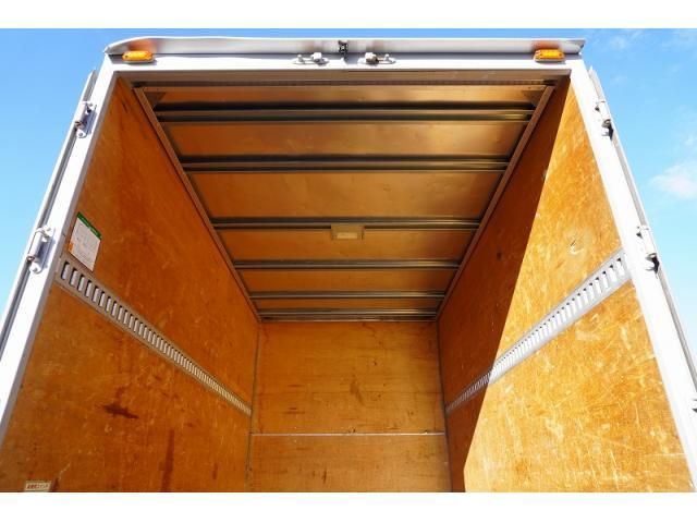 ISUZU ELF 2018 Image 31