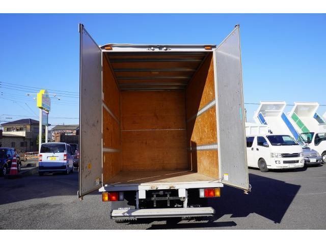 ISUZU ELF 2018 Image 31